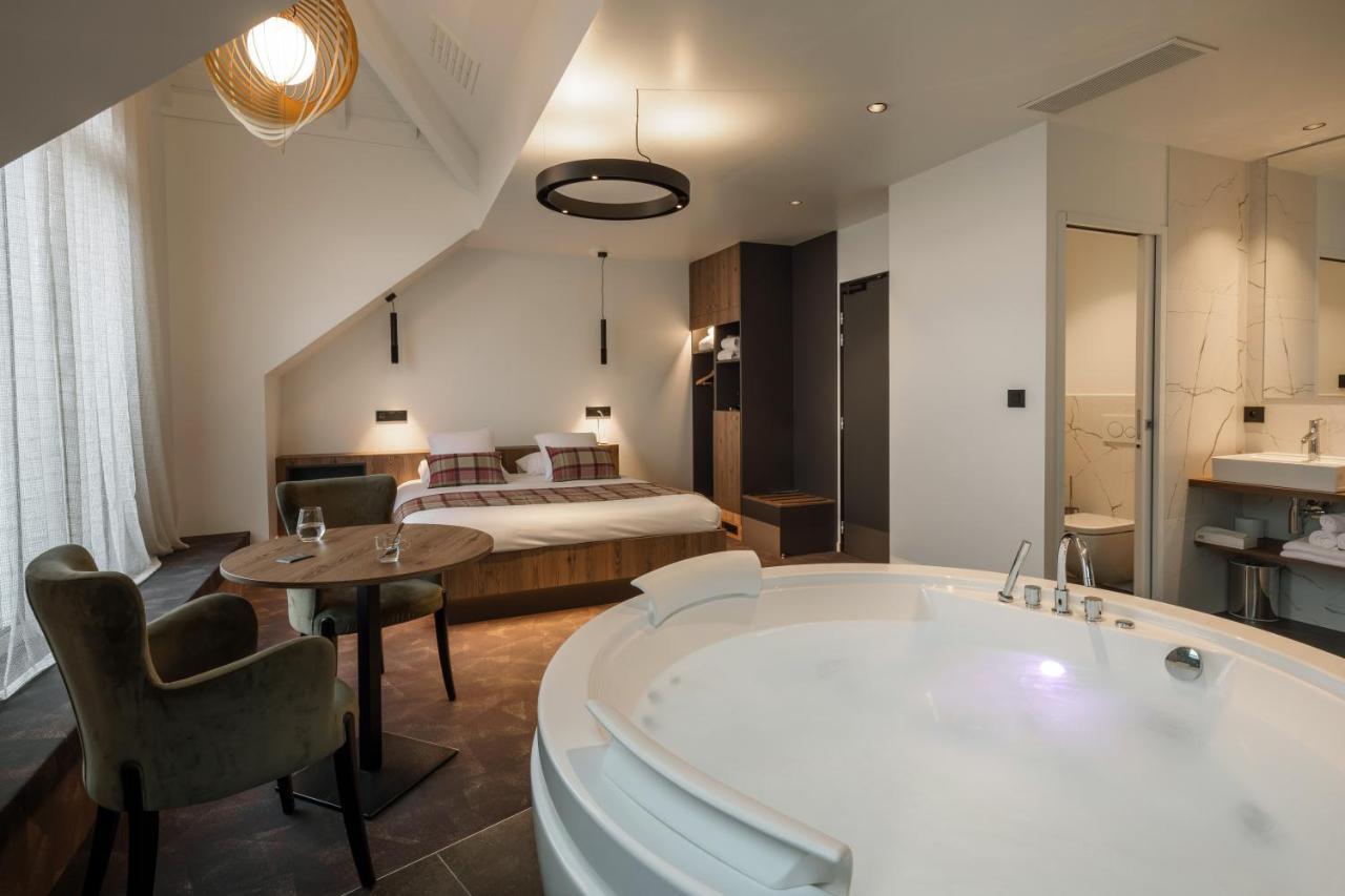 Logis Hotel Parenthese, Restaurant & Spa Chille Ngoại thất bức ảnh